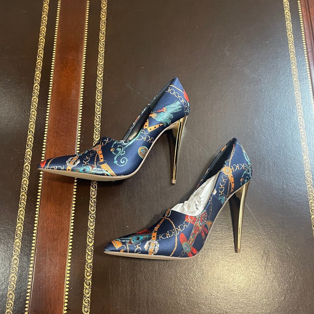 Shoe Dazzle Naomie Blue Pumps/Heels Size 9